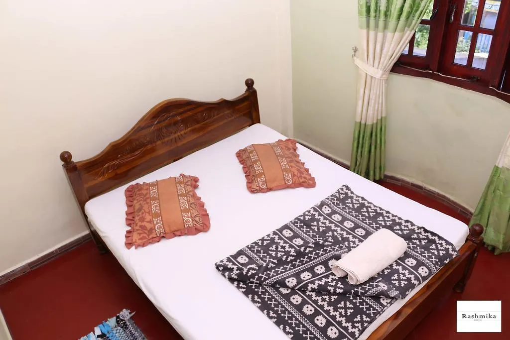 Rashmika Home Stay Nallathanniya Privatunterkunft