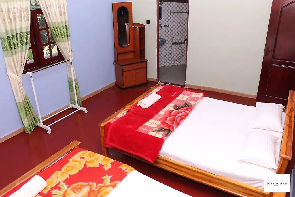Rashmika Home Stay Nallathanniya